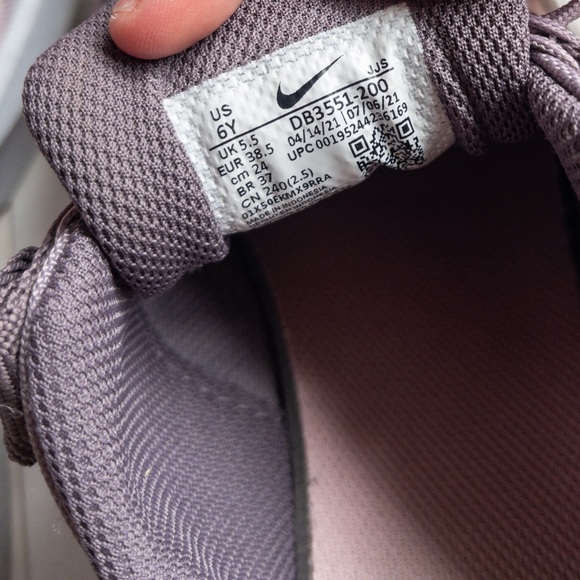 Nike Crater Impact Low Top Slip on Running  Shoes Youth - Picture 13 of 13